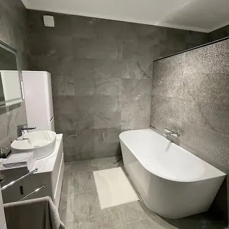 Luxury Home With Jakuzzi Near Neusiedler See Fertoszentmiklos Zewnętrze zdjęcie