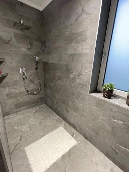 Luxury With Jakuzzi Near Neusiedler * Fertoszentmiklos